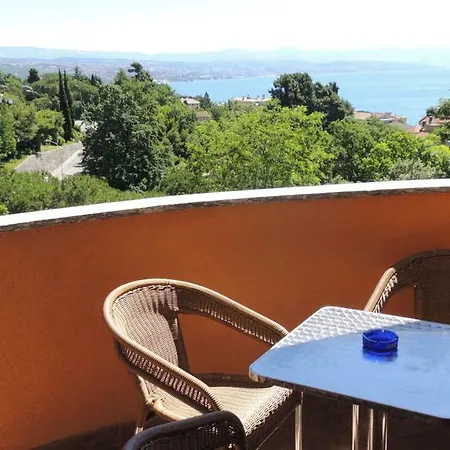 Apartment Elza Opatija