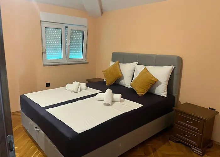 Apartament Elza *