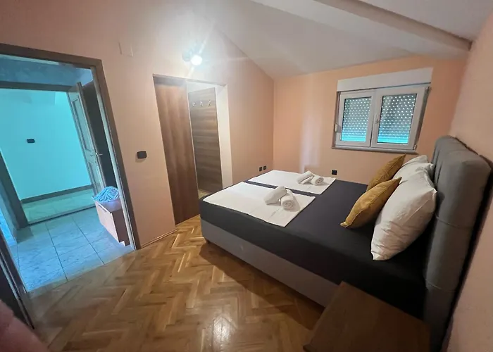 Apartament Elza *